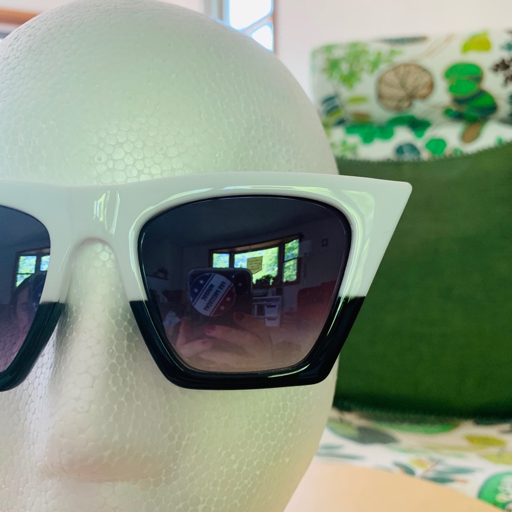Retro Cat Eye Sunglasses